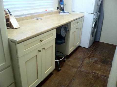 Work area in laundry