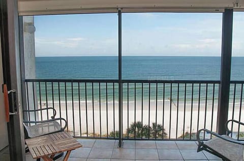 Huge fine sand beach with safe warm ocean great for swimming