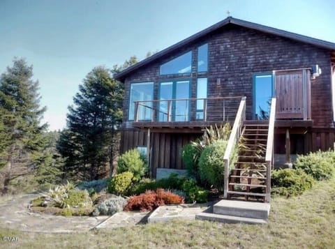 Deck off Great Room and second bedroom, facing ocean
