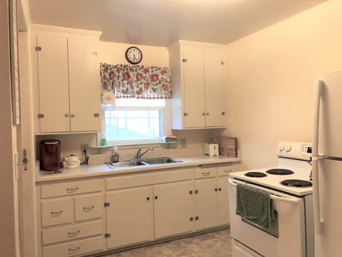 Fully stocked kitchen with everything you need to make meals