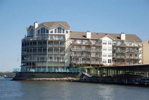 Lake of the Ozark - Ledges Condominium Rental