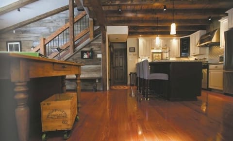 Looking into the kitchen