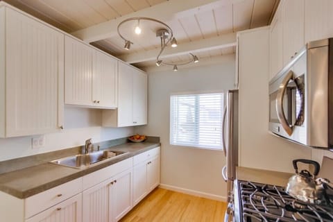 Fully stocked kitchen