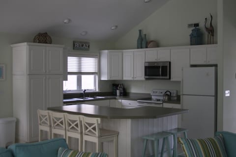 Large and fully appointed kitchen