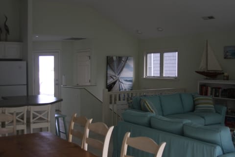 Third floor door to front deck