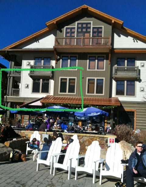 2nd floor corner unit with great views of Center Village.