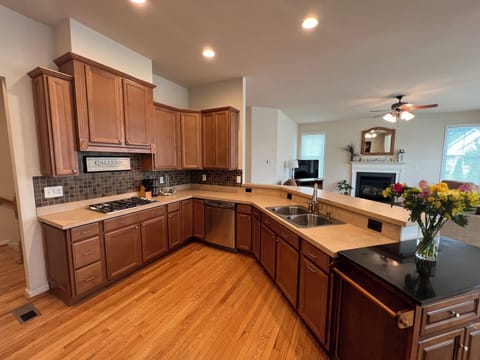 Fully stocked and ready for you to prepare meals in.