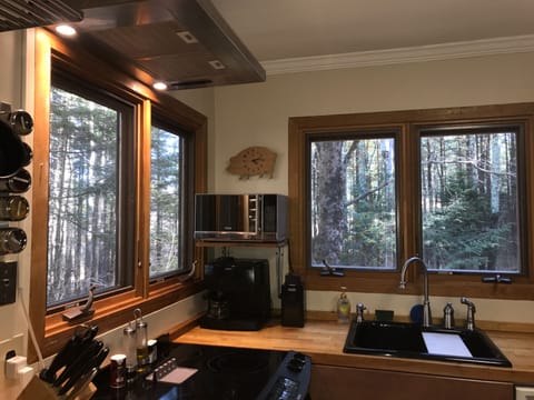 Well equipped kitchen