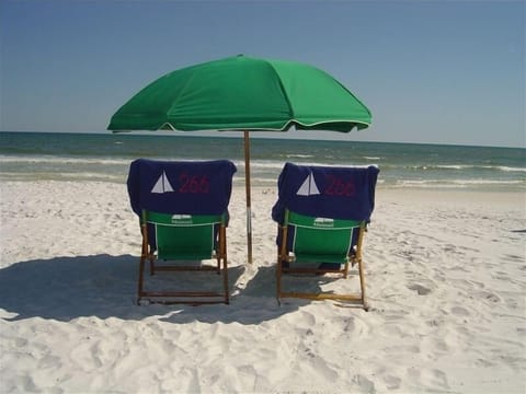 Enjoy the beautiful Gulf of Mexico from the free beach set up
