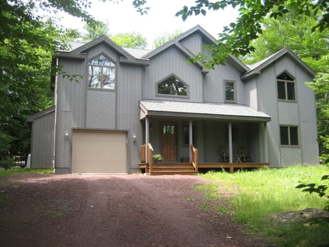 The Srand Lake House