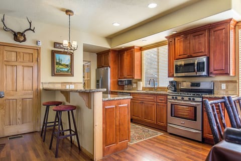 Well equipped kitchen 