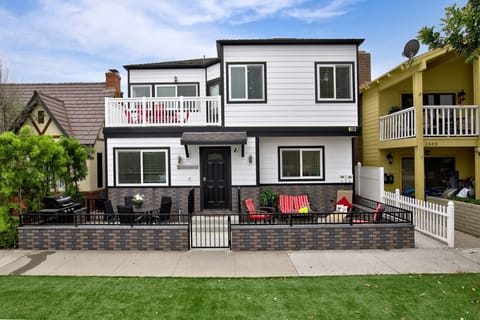 BRAND NEW Unit A -Bottom Level