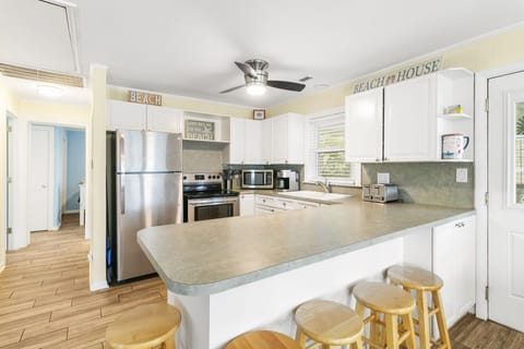 Lots of counterspace for meal prep and service.