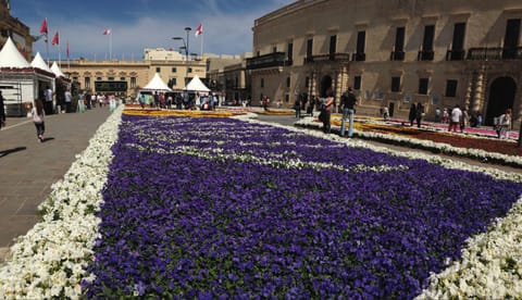 May flower show in Piazza San Gorg
