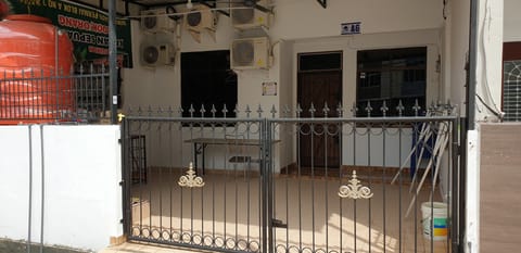 Main Entrance with private space