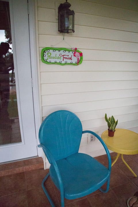 This is part of the screened lanai. Check out cardinals, woodpeckers, and hawks.