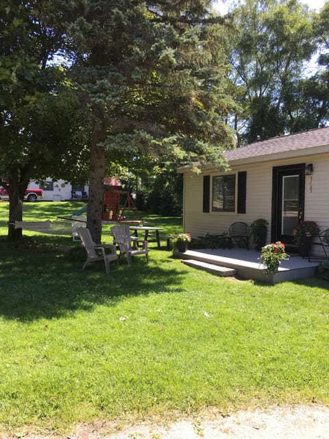 Great area for Bocci Ball, Outdoor Dining, & Relaxing on the Hammock