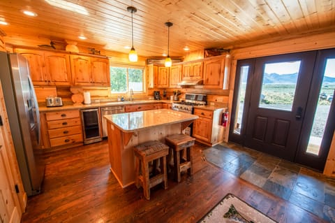 Fully stocked Chef's kitchen 