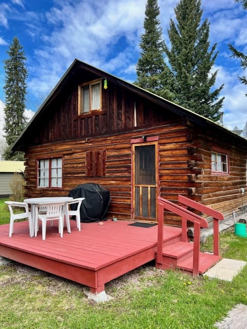 Front of cabin with deck