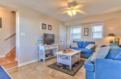 Main Floor - Living room