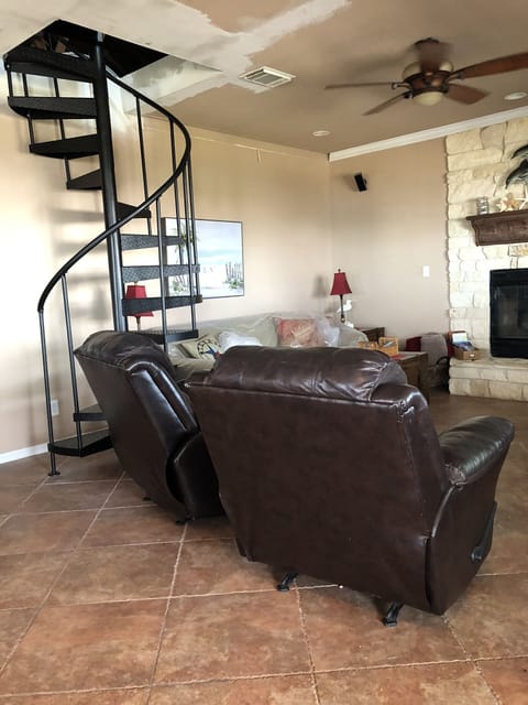 Open concept living-dining area