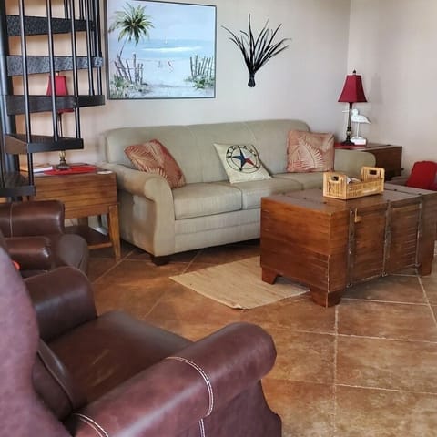 Open concept living-dining area