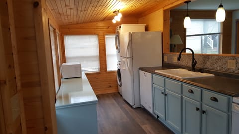 All the cabin charm with modern conveniences
