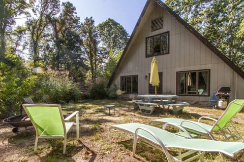"The Nauset Teepee" backyard dining lounging/firepit
