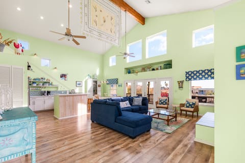 Walk into a warm, inviting living room - very spacious for the entire family!