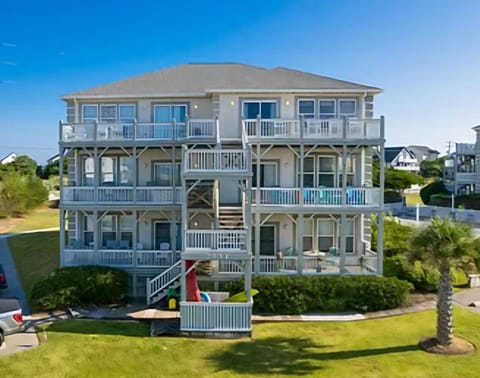 condo from soundside. Ocean is straight ahead