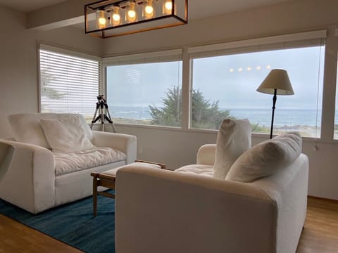 Sunset Dr Property with a View