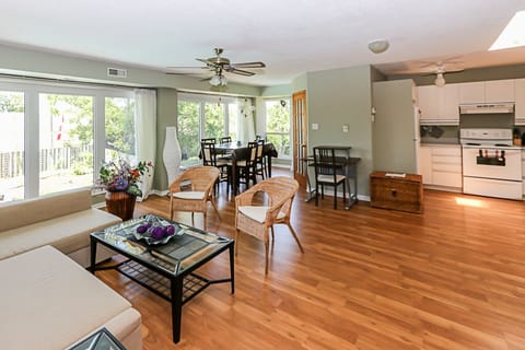 Apartment Living room