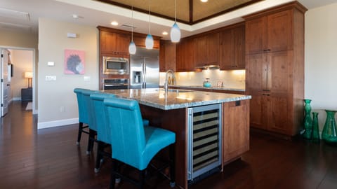 Large gourmet kitchen