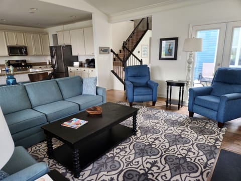 Living room - another view