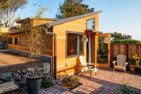 La Casa De Madera- "The wood house"