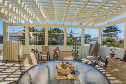 Welcome to 155 Formosa