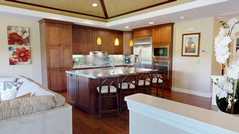 Additional seating at the large kitchen island