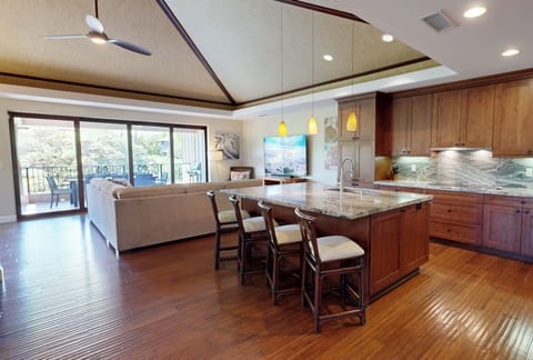 Lots of space for preparing delicious island inspired meals