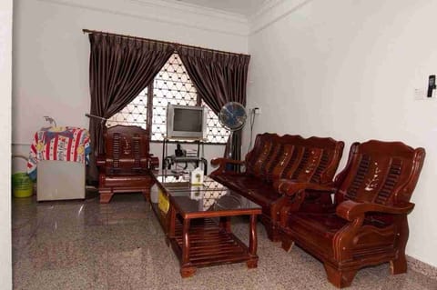 Homestay & Rooms at Bukit Mertajam