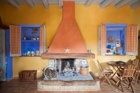 CASA TEULADA 3 - The beautiful old Fireplace