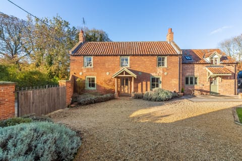 The Manse, South Creake: This exquisite Grade II listed detached cottage near Burnham Market