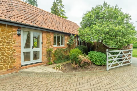 The Old Cow Shed, Pott Row: A fabulous, romantic bolthole for two, or a great stay for a solo-traveller