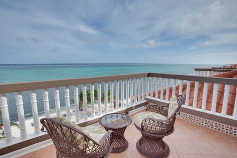 Wake up every morning to this view!