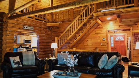 Massive Great Room with tons of northwoods charm