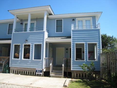 Boyette Condo 1E