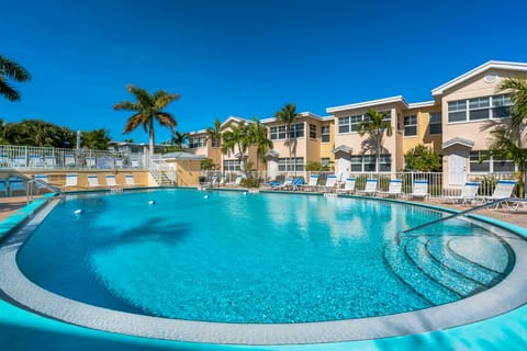 Pool on Intracoastal