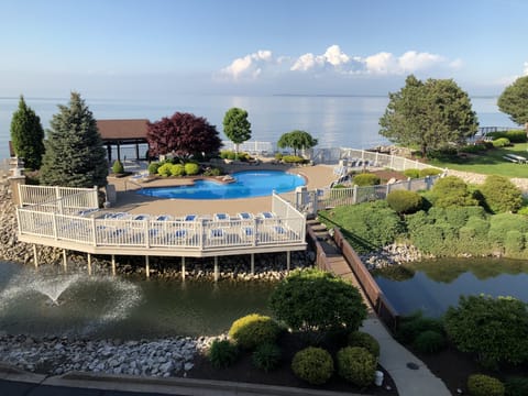 Hot tub and pool open mid May through October 1st