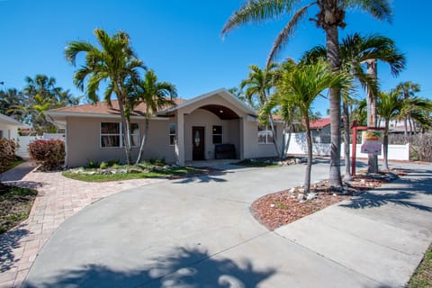 Ample Parking – Private driveway accommodates up to 4 vehicles.