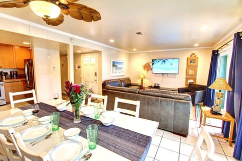 Open plan kitchen, dining for 8 and living room areas