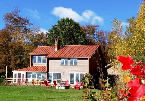 The Fort point Cove Cottage